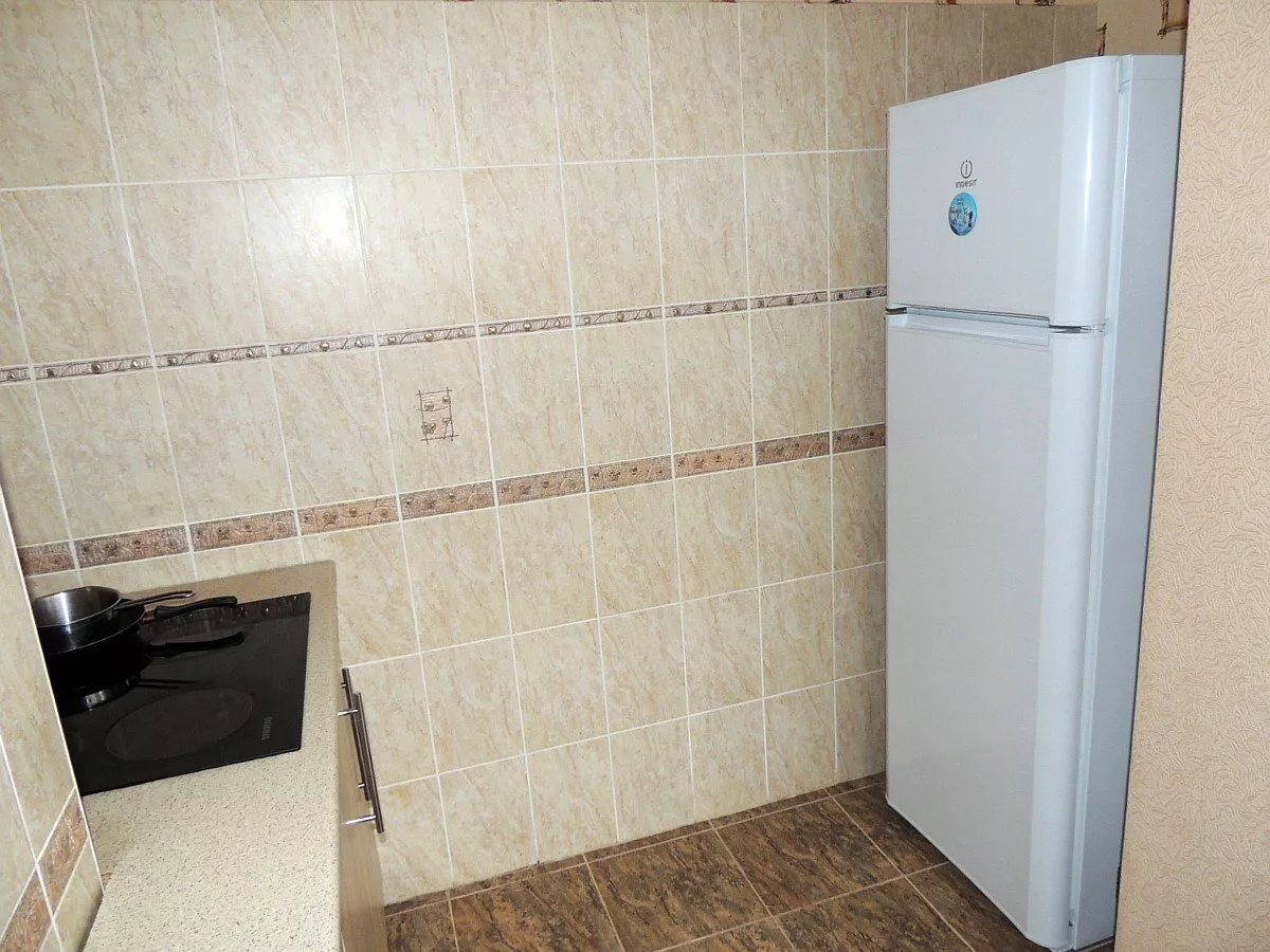 сдам 3-комн.квартиру 150м от моря