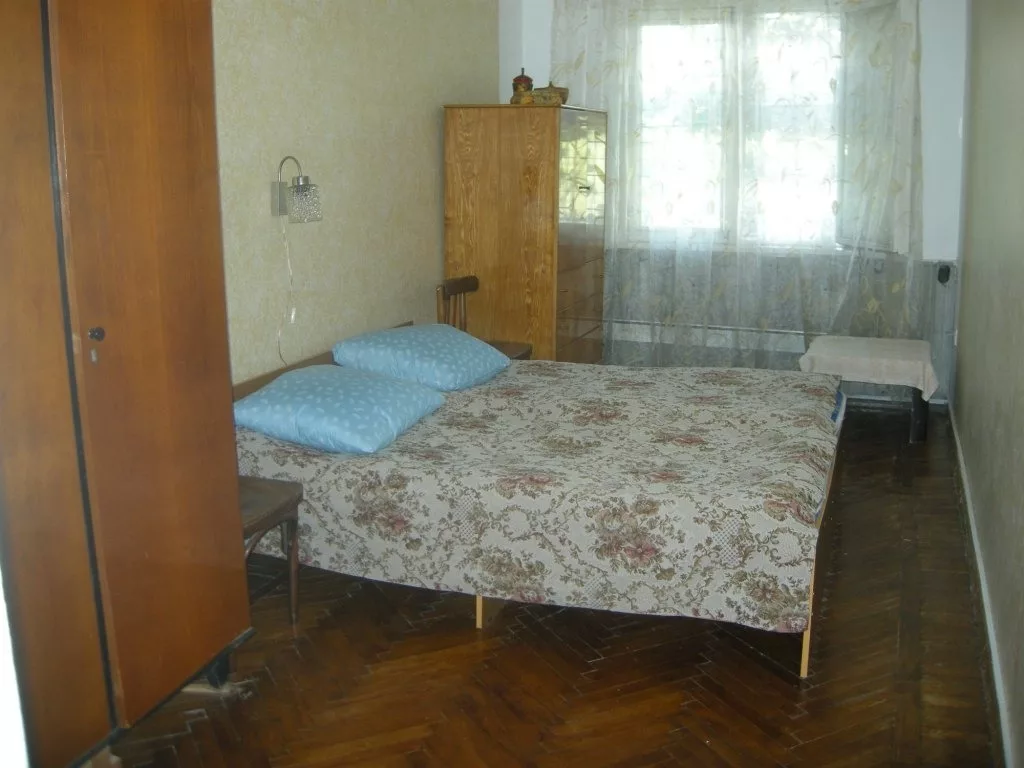 3-комнатная квартира в Абхазии, г. Пицунда, ул. Гочуа, д.13