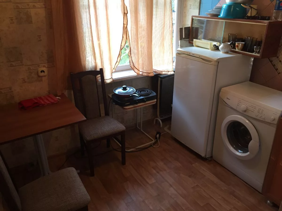 сдаю однокомнатную квартиру под ключ в районе турбазы
