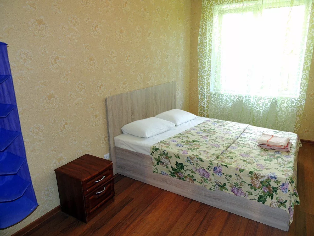 сдам 3-комн.квартиру 150м от моря